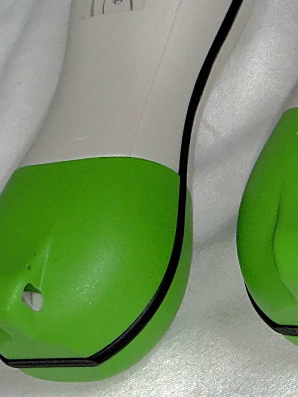 Motorola Disney Pixar Electronics Buzz Friends 2-Way FRS Radios Walkie-Talkies - Picture 6 of 7